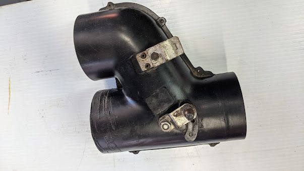 FERRARI 208 308 PARTS GTS PART HEATER CORE RADIATOR DUCT DIVERTER RIGHT 60135001
