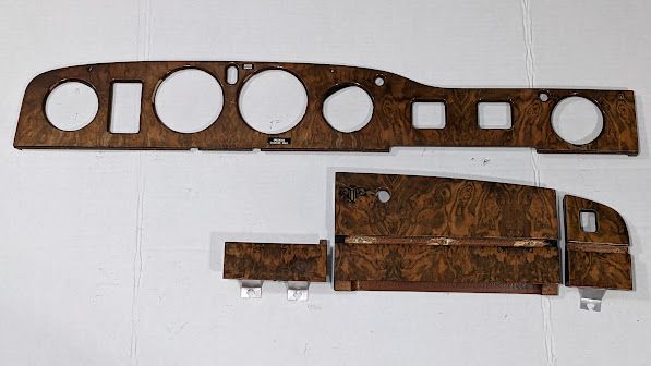ROLLS ROYCE SILVER SPUR EARLY  DASH FACE WOOD  VENEER PRE-OWNED