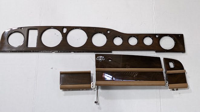 BENTLEY MULSANNE S VENEER WOOD PANEL DASHBOARD WITH GLOVE BOX LID