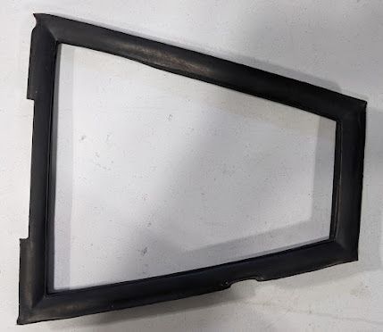 FERRARI 308 GTSi REAR 1/4 GLASS SEAL LEFT SIDE 60522900