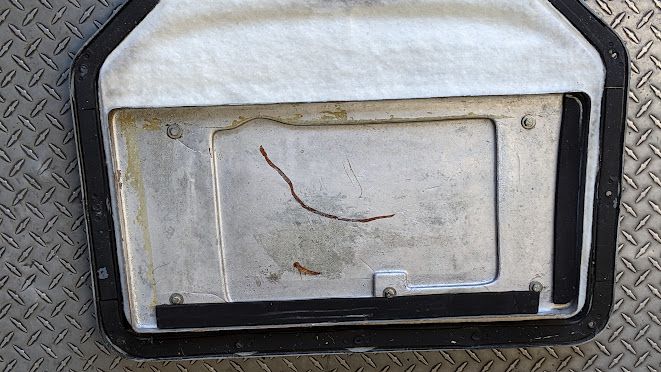 FERRARI 456 PART TRUNK TRANSMISSION INSPECTION COVER   65773000