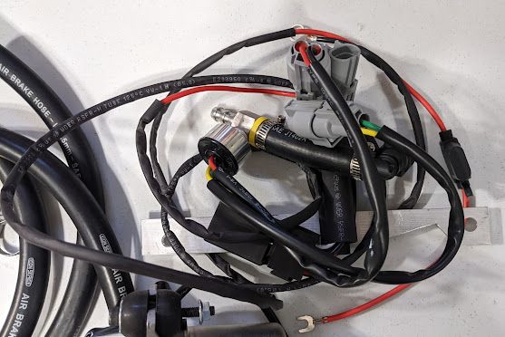 FERRARI 308 328 USA PARTS BRAKE BOOSTER ELECTRIC PUMP KIT