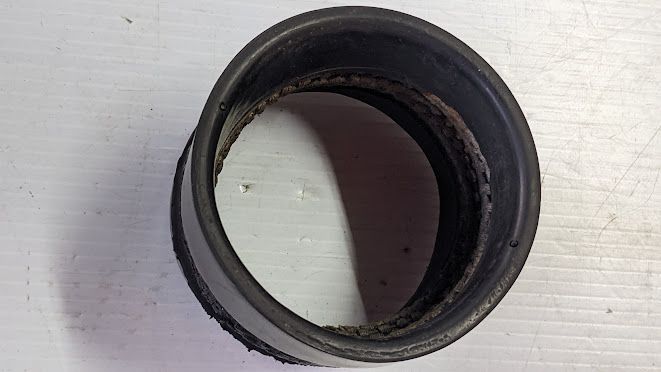 FERRARI 456  PART AIR FILTER housing inlet hose 155975