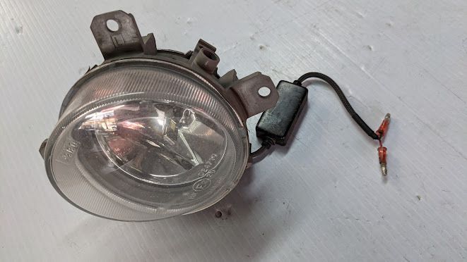 FERRARI 456M FRONT FOG LIGHT RIGHT 176187