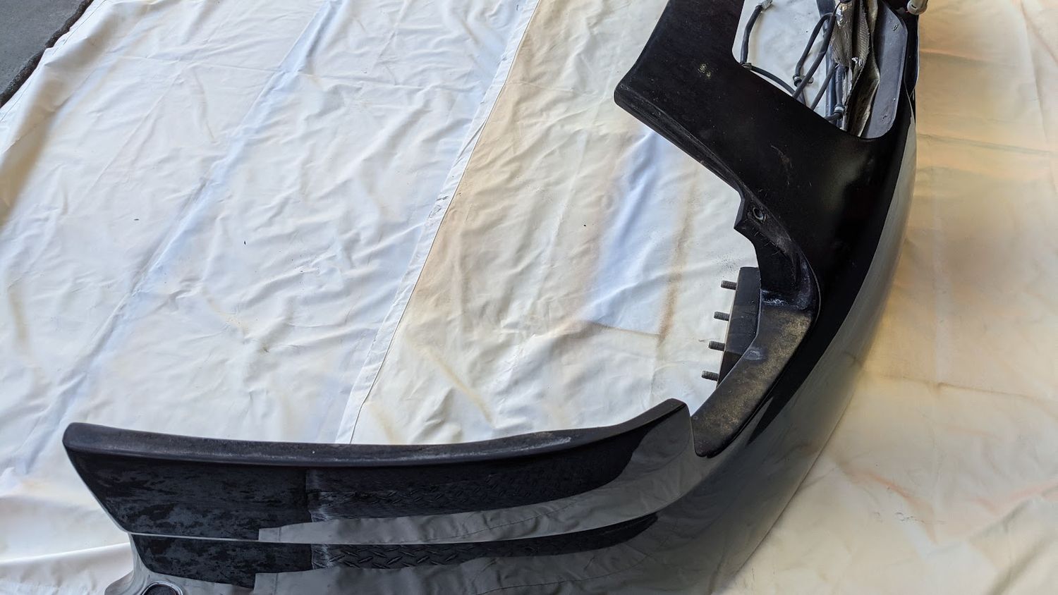 FERRARI 456 REAR BUMPER NO ACCIDENTS PRE OWNED 65679010