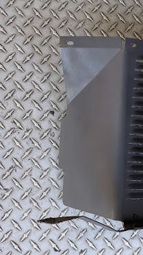 FERRARI 456 REAR FENDER BUMPER SPLASH GUARD GRILLE RIGHT