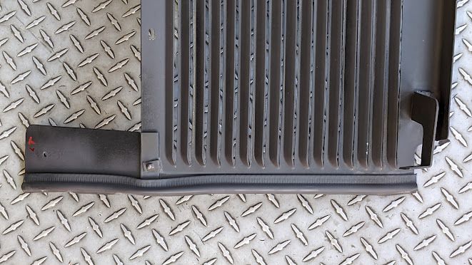 FERRARI 456 REAR FENDER BUMPER SPLASH GUARD GRILLE LEFT