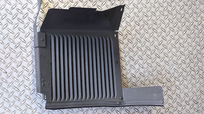 FERRARI 456 REAR FENDER BUMPER SPLASH GUARD GRILLE LEFT