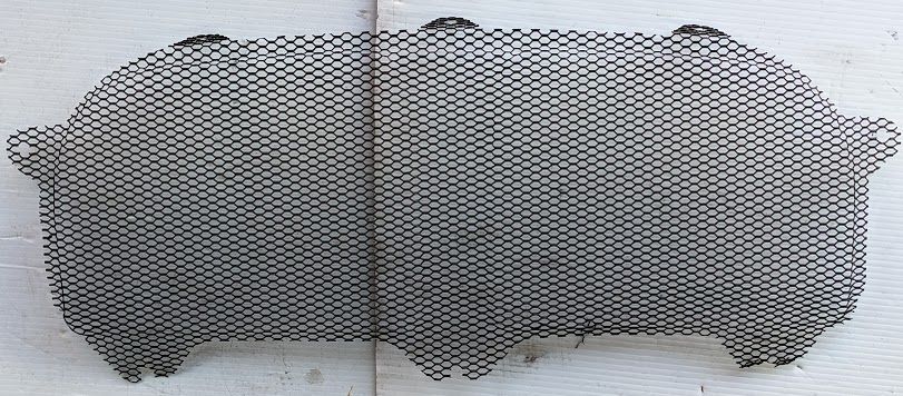 FERRARI 456 REAR BUMPER GRILLE 65411100