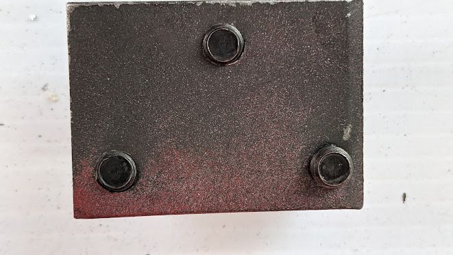 FERRARI 308 GTSi DOOR HINGE HILDING PLATE AND SCREWS 60269404