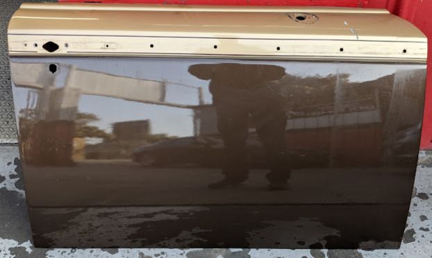 65 to 80 ROLLS ROYCE SILVER SHADOW RIGHT FRONT DOOR SHELL