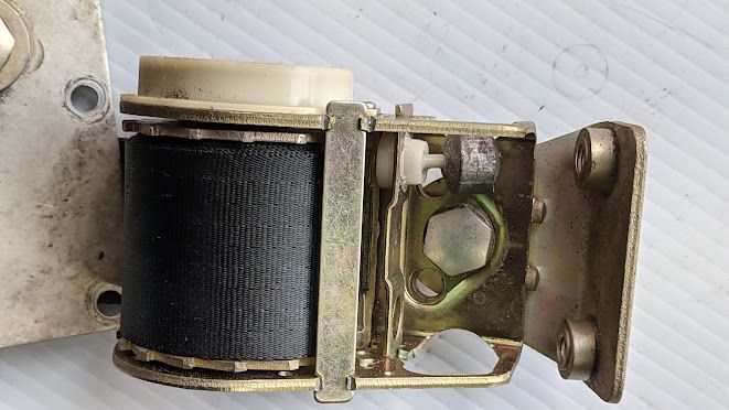 67 to 80 Rolls Royce Silver Shadow front RIGHT seat belt coil USA