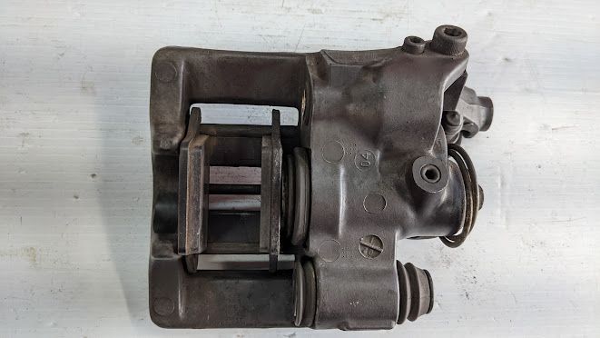 FERRARI 360 SPIDER modena PART ONE REAR RIGHT EMERGENCY PARKING BRAKE CALIPER 228022 BLACK