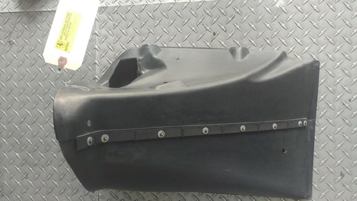 FERRARI 360 SPIDER PARTS RIGHT FRONT RADIATOR FUNNEL SCOOP 65870800