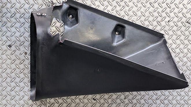 FERRARI 360 SPIDER PARTS LEFT FRONT RADIATOR FUNNEL SCOOP 65870900