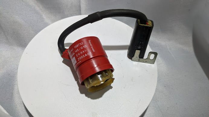 FERRARI PART 355 550 F50 456 shock top actuator 158732