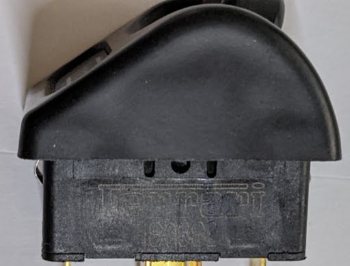FERRARI 456 PARTS REAR DEFROSTER  BUTTON SWITCH 180682