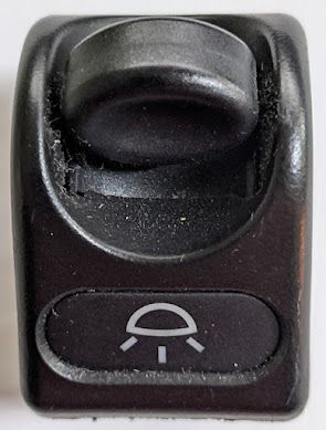 Ferrari 456 REAR DOME LAMP CONTROL SWITCH 180691