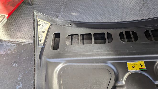 FERRARI 360 SPIDER PART FRONT BONNET HOOD 80870811 NERO DAYTONA