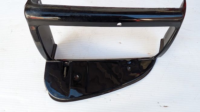 FERRARI 456M RIGHT HEADLIGHT COVER 65412010