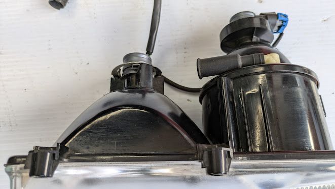 FERRARI 456M LEFT HEADLIGHT hi low beam 179521