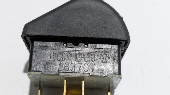 FERRARI 360 SPIDER PARTS GLOVE COMPARTMENT RELEASE OPEN SWITCH 183707