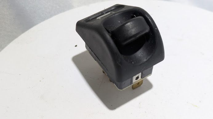 FERRARI 360 SPIDER PARTS GLOVE COMPARTMENT RELEASE OPEN SWITCH 183707