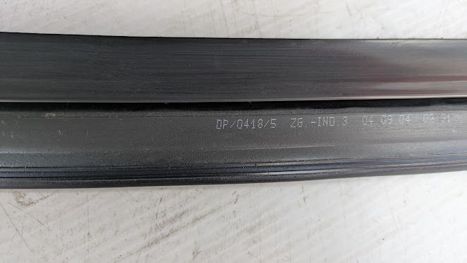 FERRARI 360 SPIDER PARTS LEFT DOOR GLASS WIPER SEAL outer 65164500