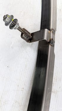 FERRARI 360 430 SPIDER SCUDERIA LEFT DOOR WINDOW FRONT GUIDE 65062000