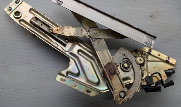 FERRARI 360 COUPE SPIDER PARTS LEFT DOOR WINDOW REGULATOR LIFT 69919900