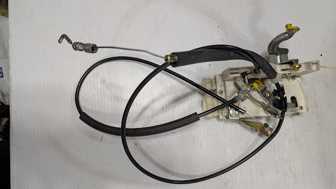 FERRARI 360 MODENA SPIDER 25789 LEFT DOOR LOCK WITH EXTERNAL TUMBLER 68993200
