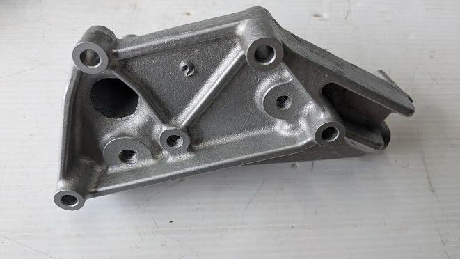 Ferrari 360 ENGINE PART LEFT A/C SUPPORT BRACKET 181822