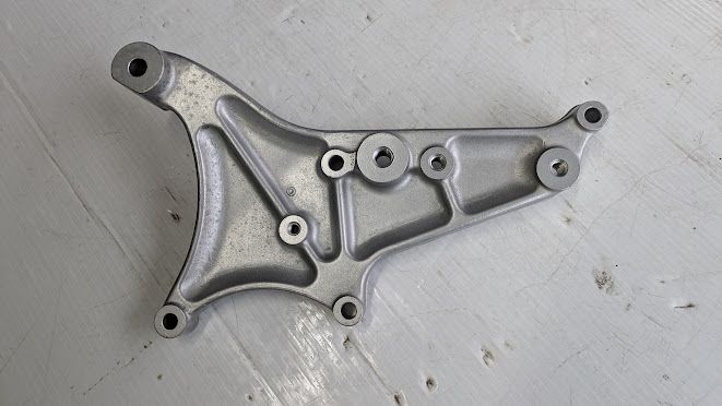 Ferrari 360 ENGINE PART RIGHT ALTERNATOR SUPPORT BRACKET  179635