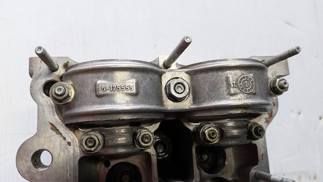 Ferrari 360 ENGINE PART CYLINDER HEAD LEFT SIDE WITH VALVES 212393