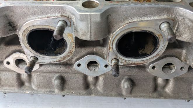 Ferrari 360 ENGINE PART CYLINDER HEAD LEFT SIDE WITH VALVES 212393