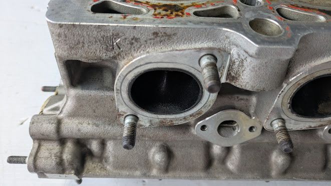 Ferrari 360 ENGINE PART CYLINDER HEAD LEFT SIDE WITH VALVES 212393