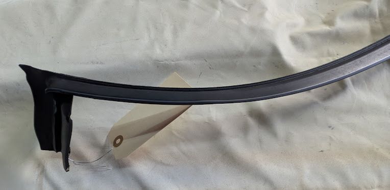 FERRARI 360 SPIDER PARTS LEFT DOOR GLASS WIPER SEAL INNER 65544700