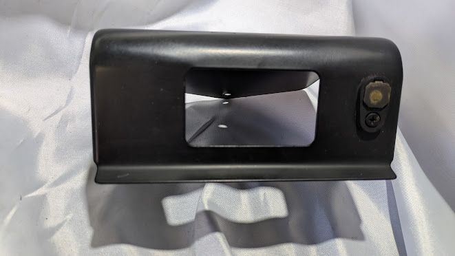 FERRARI 360 PART REAR ENGINE HOOD LID LATCH SHIELD cover 65756100/2
