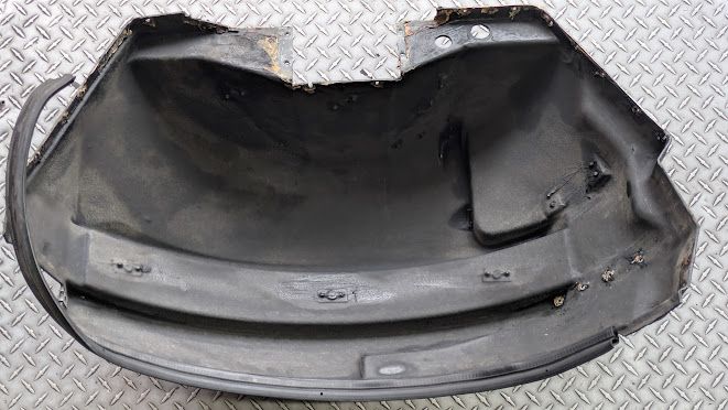 FERRARI 456 RIGHT FRONT FENDER MUD COVER RH UPPER WHEELHOUSE  65419700