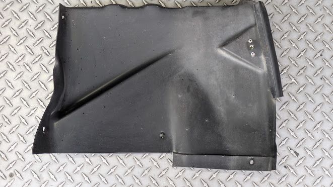 FERRARI 456 LEFT FRONT FENDER MUD COVER  RH WHEELHOUSE REAR PANEL 65509500