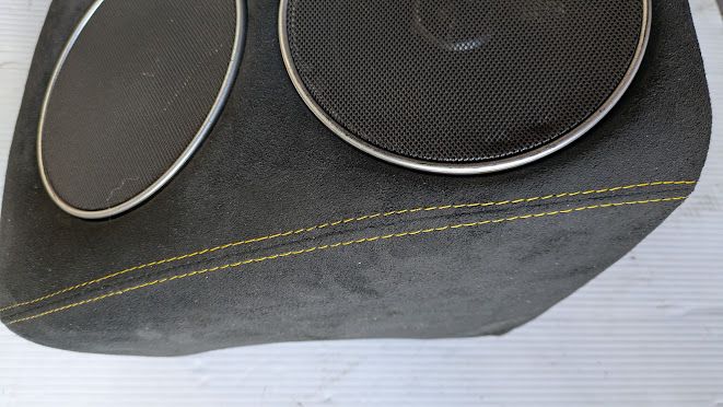Ferrari 360 ENGINE PART SPEAKER BOX AT REAR sub boofer 66770400