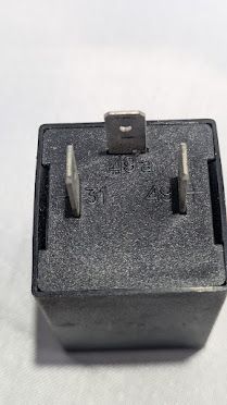 Ferrari 308 GTSi part TURN SIGNAL FLASHER RELAY 61048000