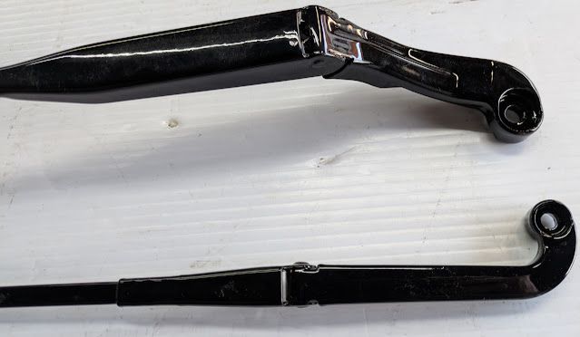 FERRARI 456M  wiper arm LEFT  side 65645700 new powder coated