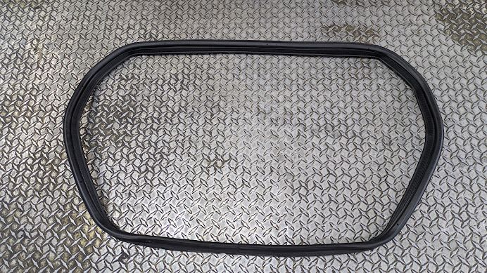 FERRARI 456 PART TRUNK SEAL 65384900