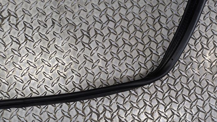 FERRARI 456 PART TRUNK SEAL 65384900