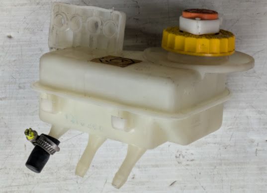 FERRARI 360 SPIDER PART BRAKE MASTER CYLINDER  reservoir 173415