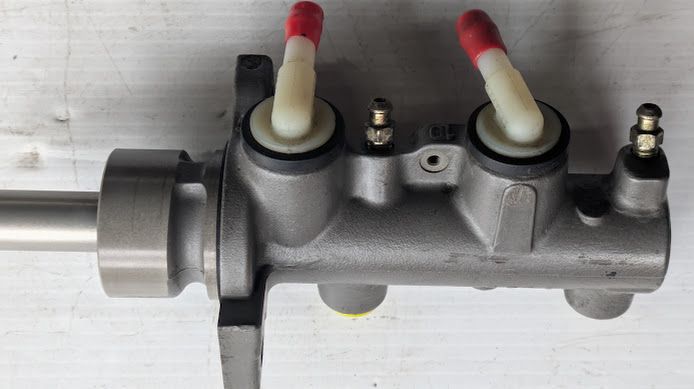 FERRARI 360 SPIDER PART BRAKE MASTER CYLINDER  171782