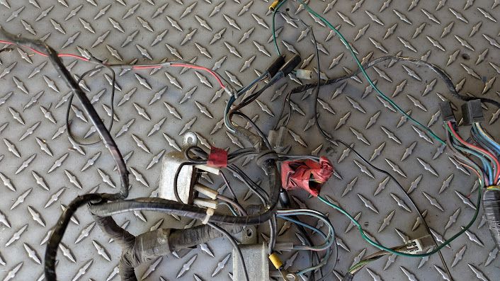 ROLLS ROYCE SILVER SHADOW II LEFT FRONT WIRING HARNESS TO HEADLIGHTS