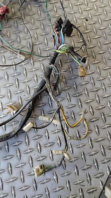 ROLLS ROYCE SILVER SHADOW II LEFT FRONT WIRING HARNESS TO HEADLIGHTS