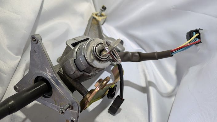 FERRARI 360 PART steering column WITH IGNITION SWITCH AND KEY 171516